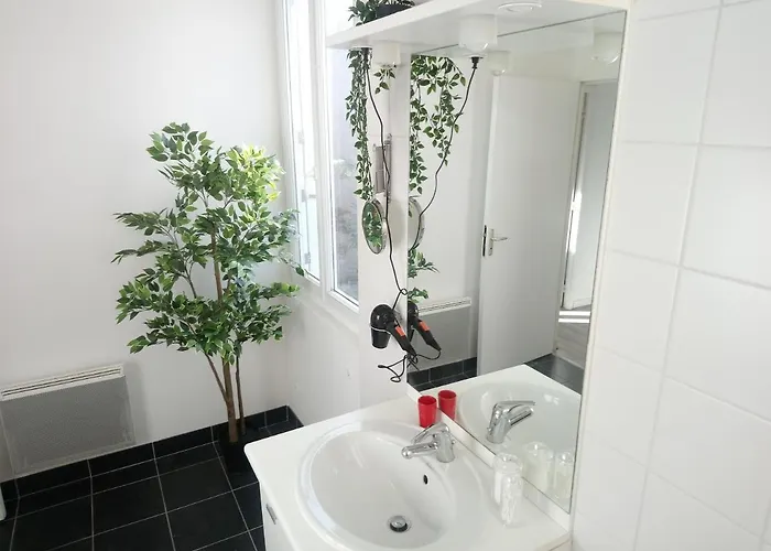 Cosy Les Capucins Apartman *